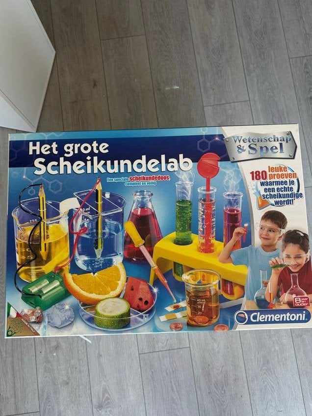 Clementoni Het Grote Scheikundelab - Nieuwstaat, Ophalen, Zo goed als nieuw, Ontdekken