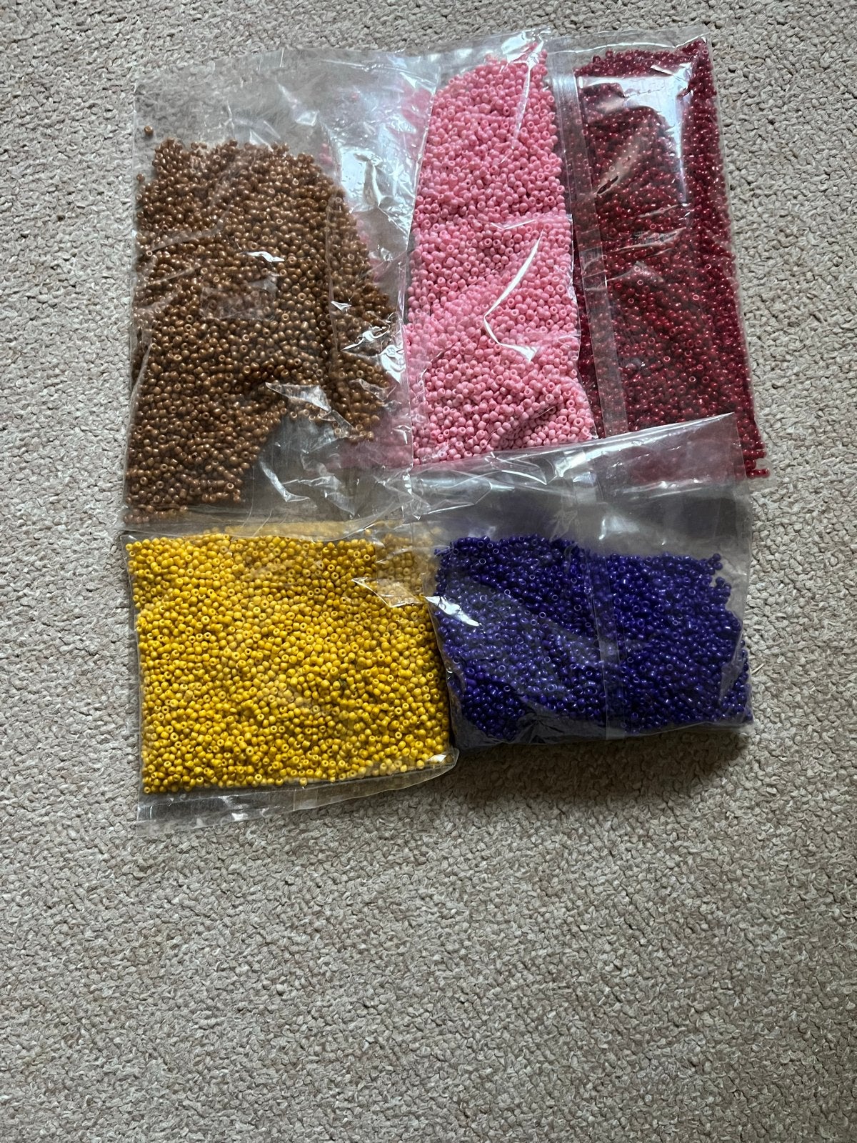 Set van 5 zakjes kralen in diverse kleuren, Ophalen of Verzenden, Nieuw, Kraal