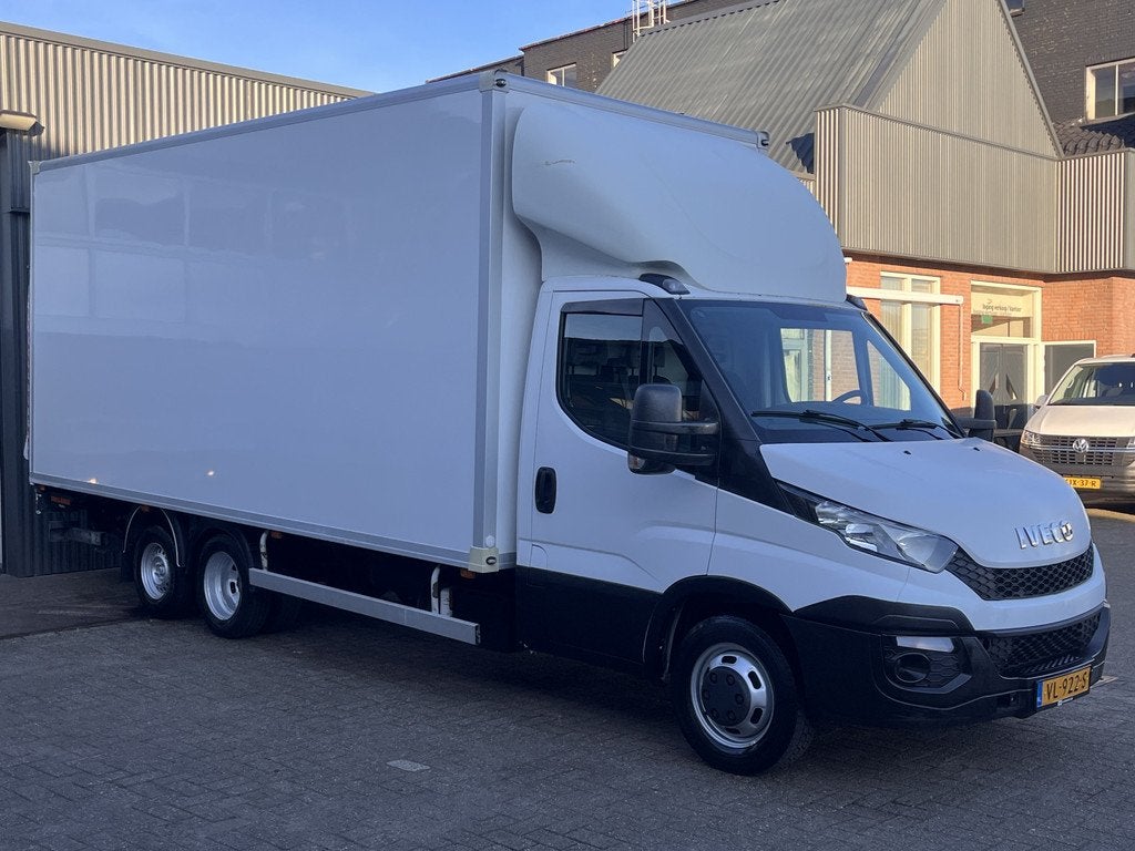 Iveco Daily 40C15 3.0 410 Be combi Clixtar Laadklep Airco Cr, Auto's, Bestelauto's, Gebruikt, Zwart, 4 cilinders, Iveco