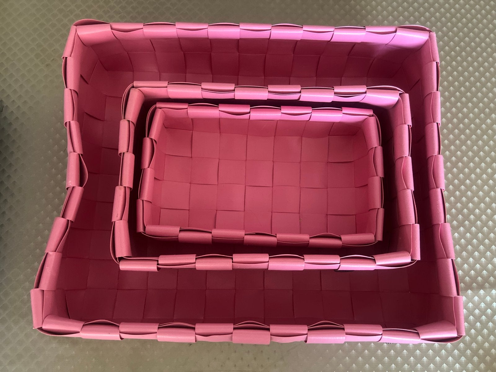 Set van 3 roze opbergmanden, Kunststof, Gebruikt, Gevlochten, Mand