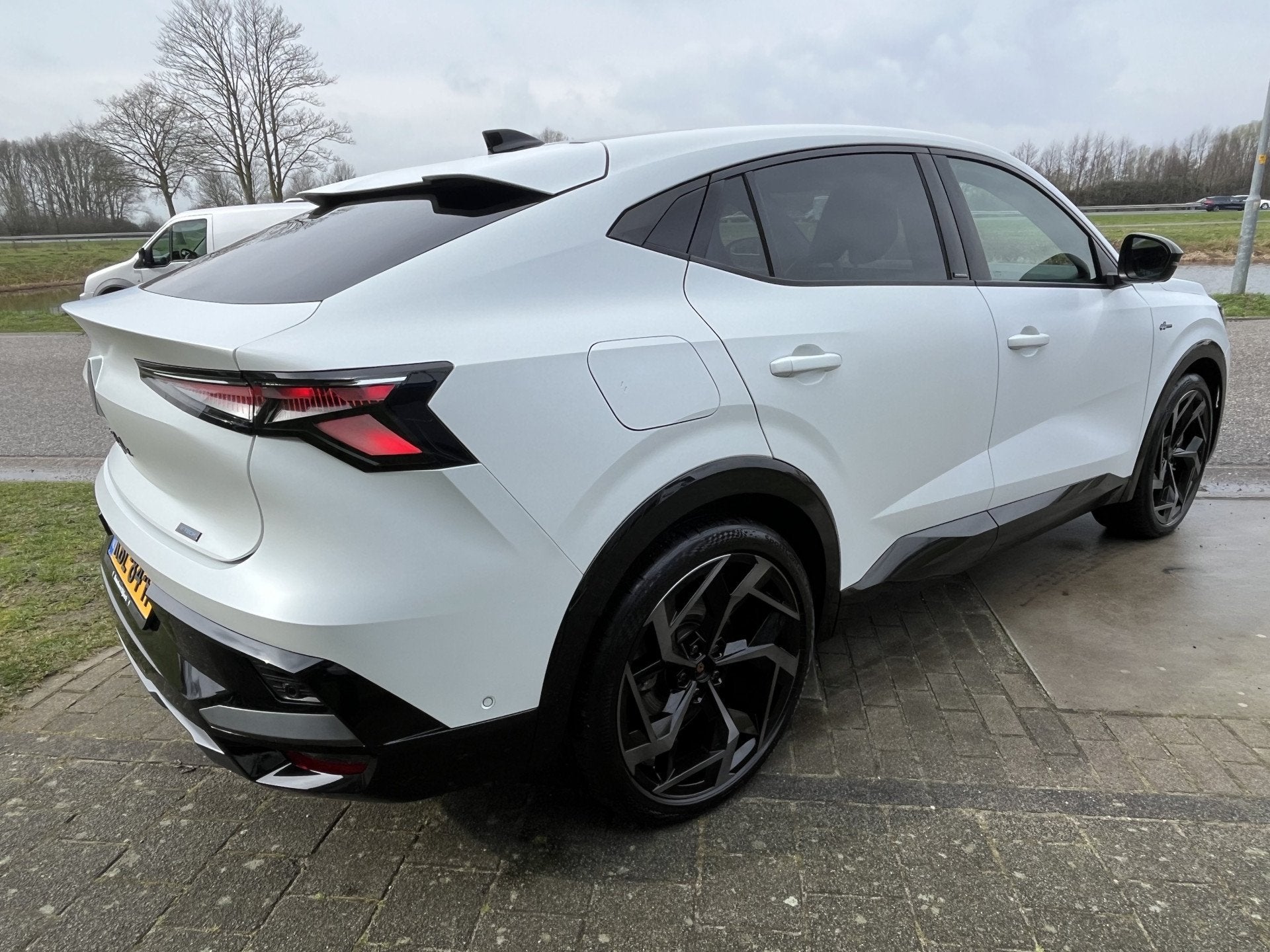 Renault Rafale 1.2 E-Tech 4x4 plug-in hybrid 300PK atelier A, Automaat, 12 maanden, Gebruikt, 1199 cc
