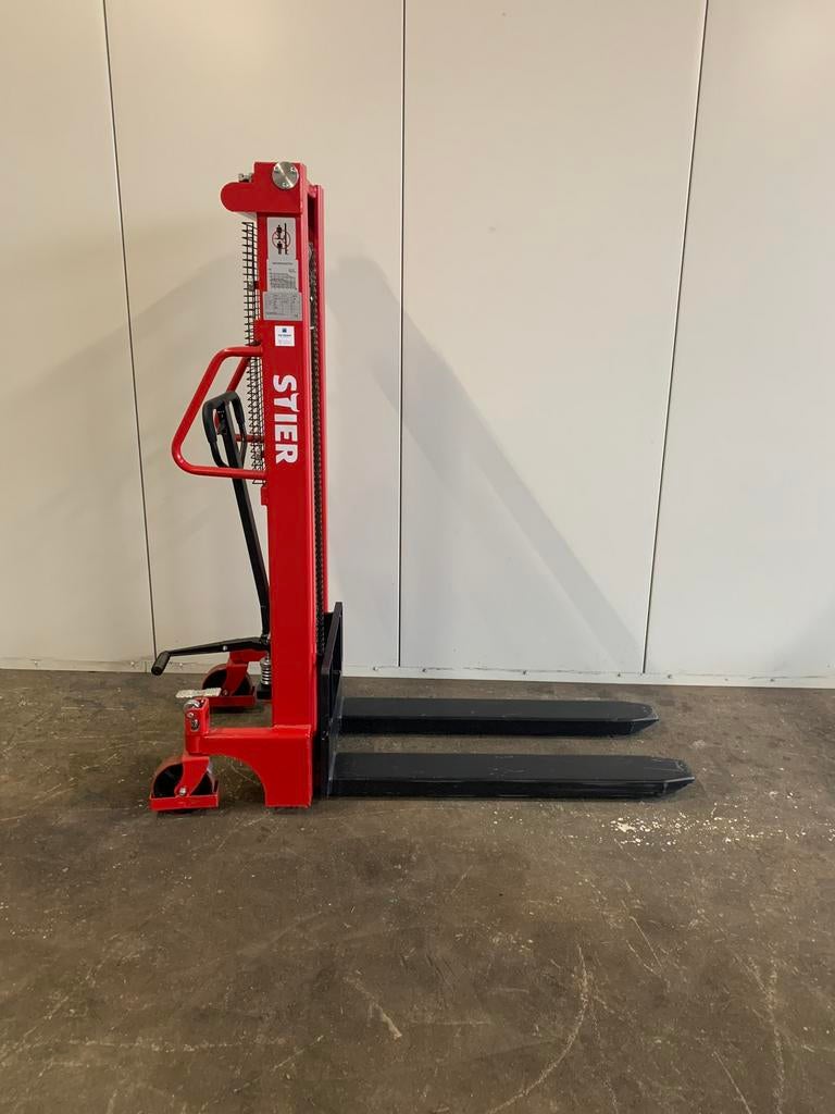 Stapelaar 250cm / handstapelaar / palletstapelaar lifter, Doe-het-zelf en Verbouw, Ophalen, ., Zo goed als nieuw, .