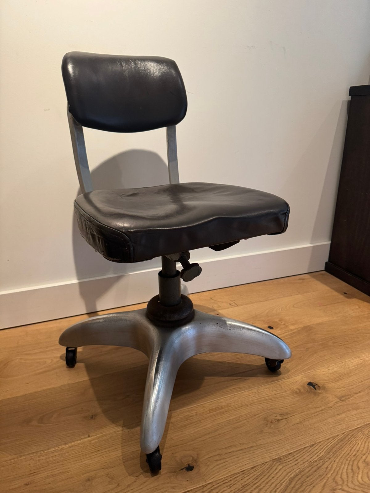 Vintage Industrial Aluminum Adjustable Swivel Desk Chair, Ophalen