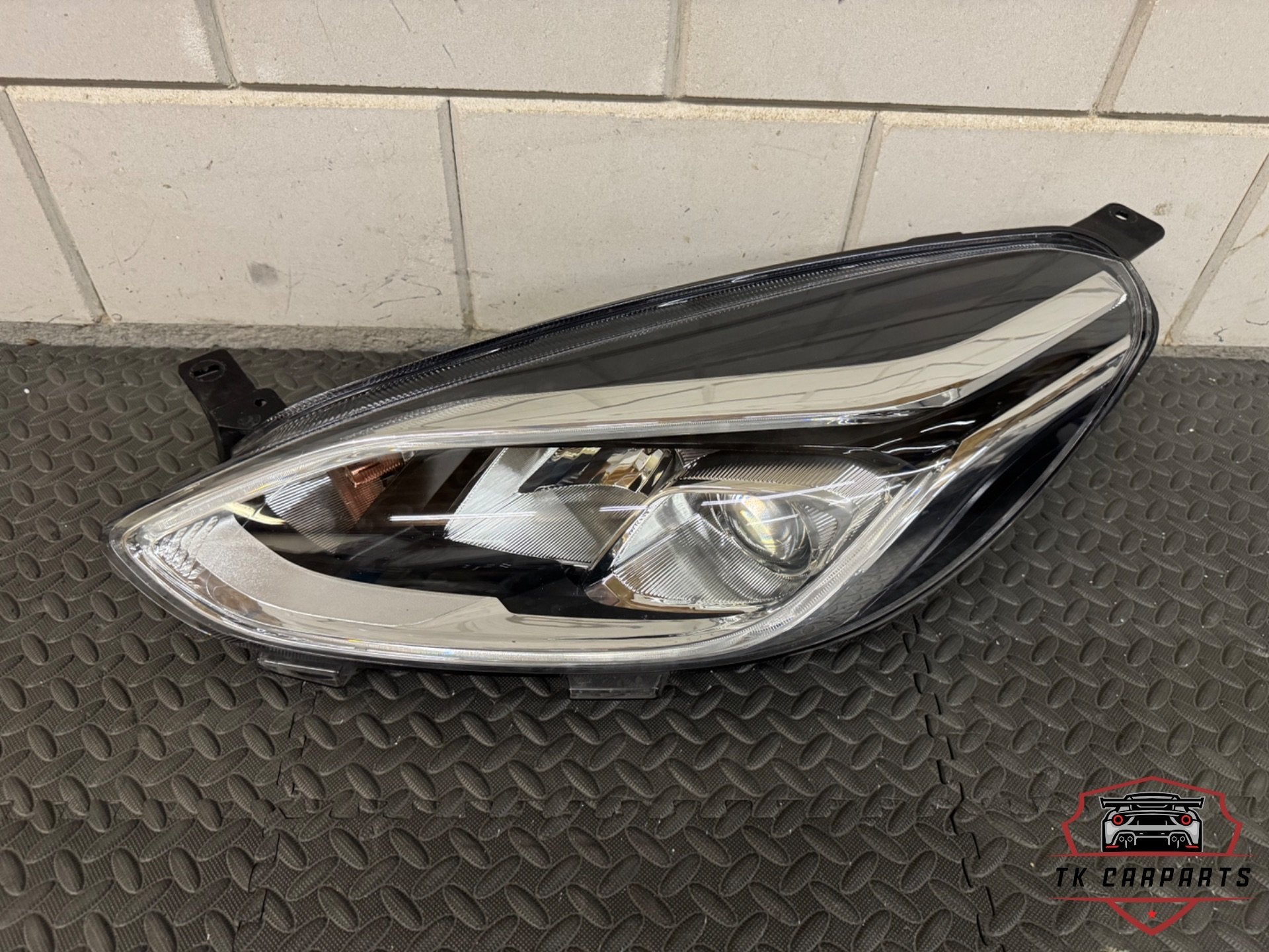 Ford fiesta mk7 koplamp links h1bb 13101 cj, Info@ford.com, Nieuw, Ophalen of Verzenden, Ford