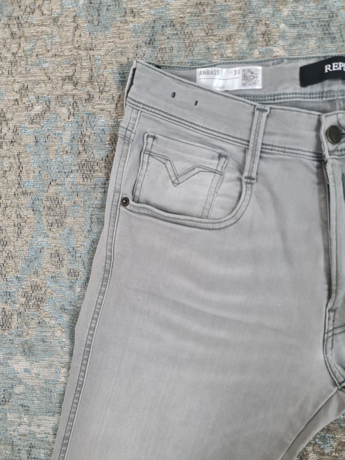 Replay ANBASS W30 L30 Slim STRETCH Bronno3030 Grijs

De tail, Wolvenstraat 19, 1016EN, Amsterdam, W32 (confectie 46) of kleiner