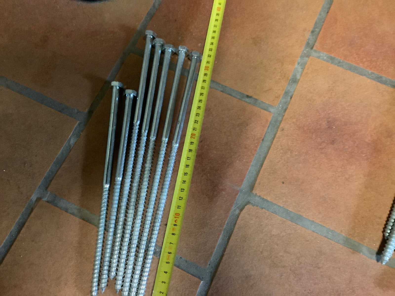 Te koop houtdraad bouten, Ophalen of Verzenden, Nieuw, Bouten of Moeren
