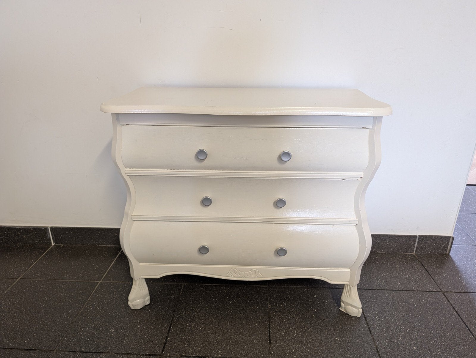 Witte ladekast met 3 laden (buikkastje), Ophalen, Gebruikt, Klassiek, sierlijk, 50 tot 100 cm