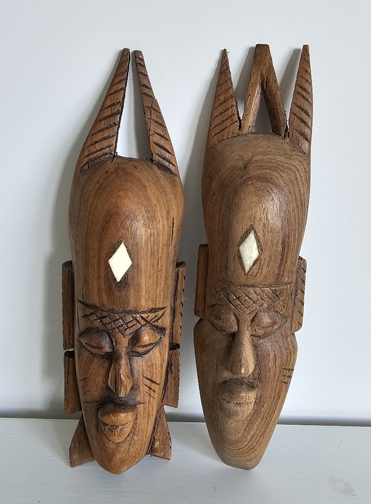 2 LEUKE HOUTEN MASKERS, Minder dan 20 cm, Handgemaakt, Hout, Bruin