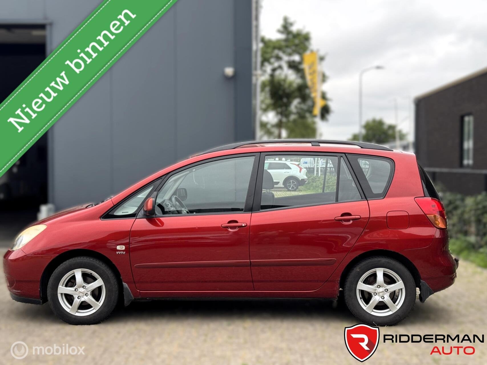 Toyota Corolla Verso 1.6 VVT-i Linea Luna / Airco / Trekhaak, Auto's, Voorwielaandrijving, 450 kg, Gebruikt, 4 cilinders