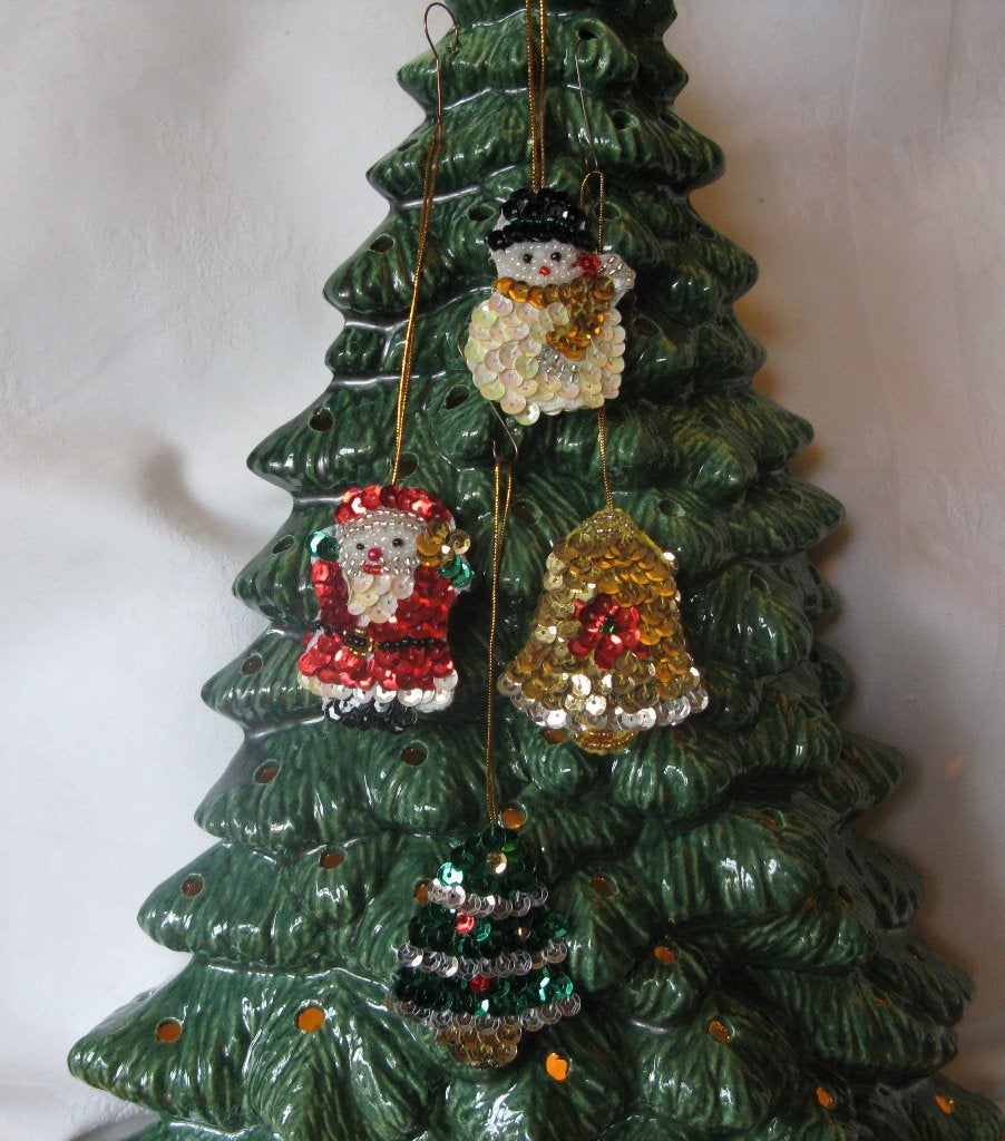 4 Handwerk figuurtjes glas kraaltjes pailletten feathertree, Diversen, Ophalen of Verzenden, Gebruikt