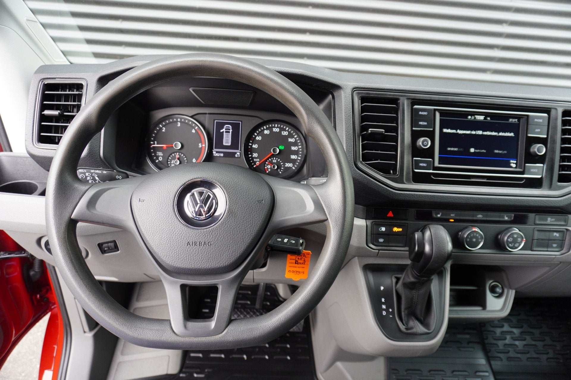 Volkswagen Crafter 140pk Automaat L3H3/L2H2 Apple Carplay Ca, Auto's, Gebruikt, 4 cilinders, Volkswagen, 3000 kg
