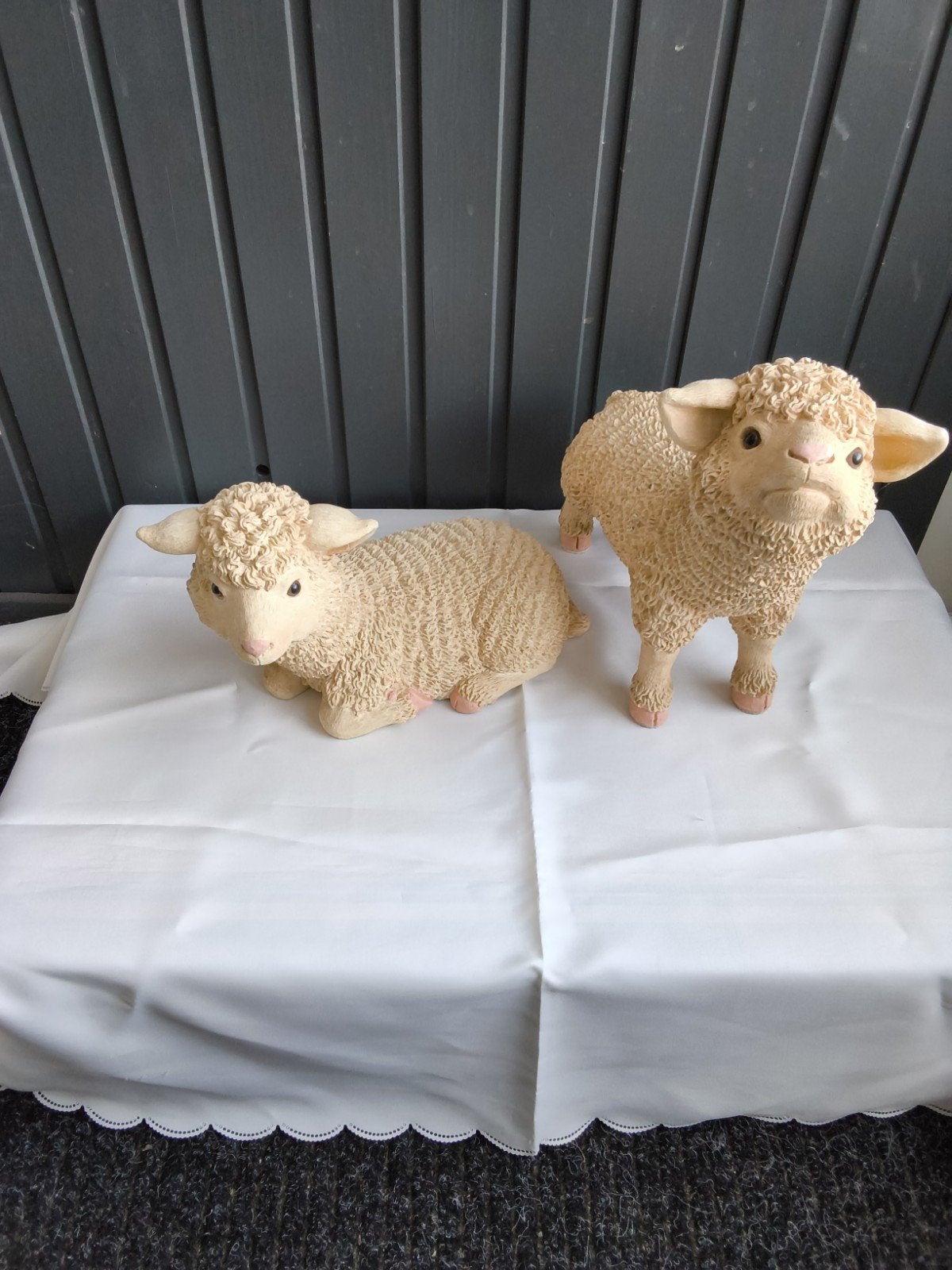Set Van 2 Mooi Lammetjes  /  Schaapjes., Ophalen