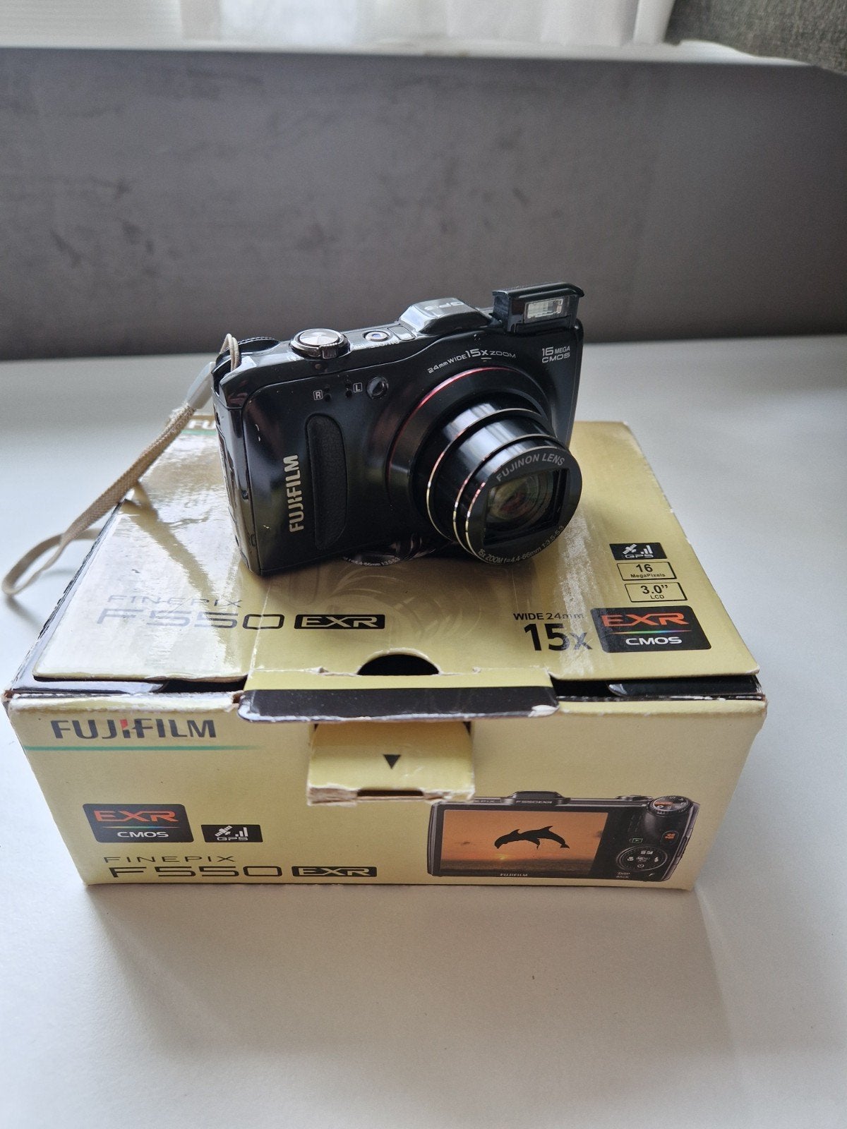 Fujifilm f550 exr digitale point and shoot camera, Gebruikt, 16 megapixels, Ophalen of Verzenden, Fujifilm