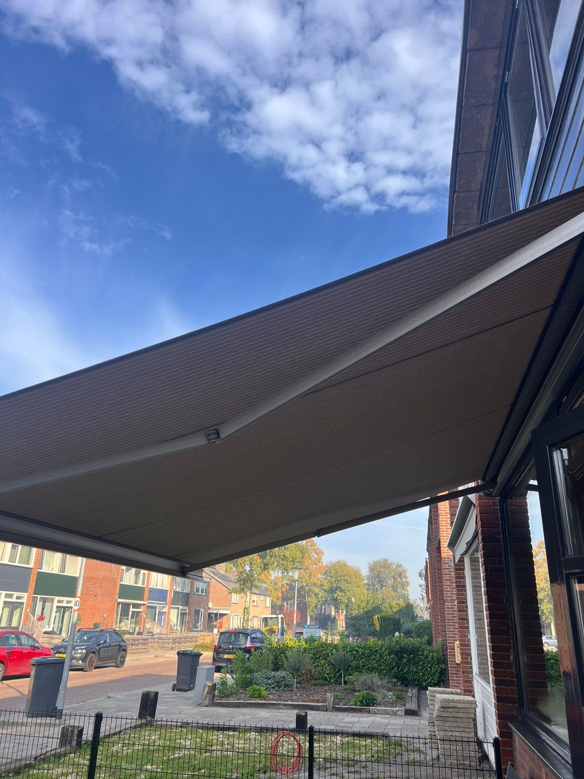Elektrisch zonnescherm – 4,00 x 3,00 m – nieuw Dickson doek