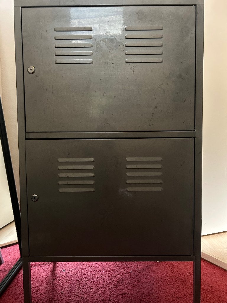 Kastje locker, Ophalen, Gebruikt, Industrieel