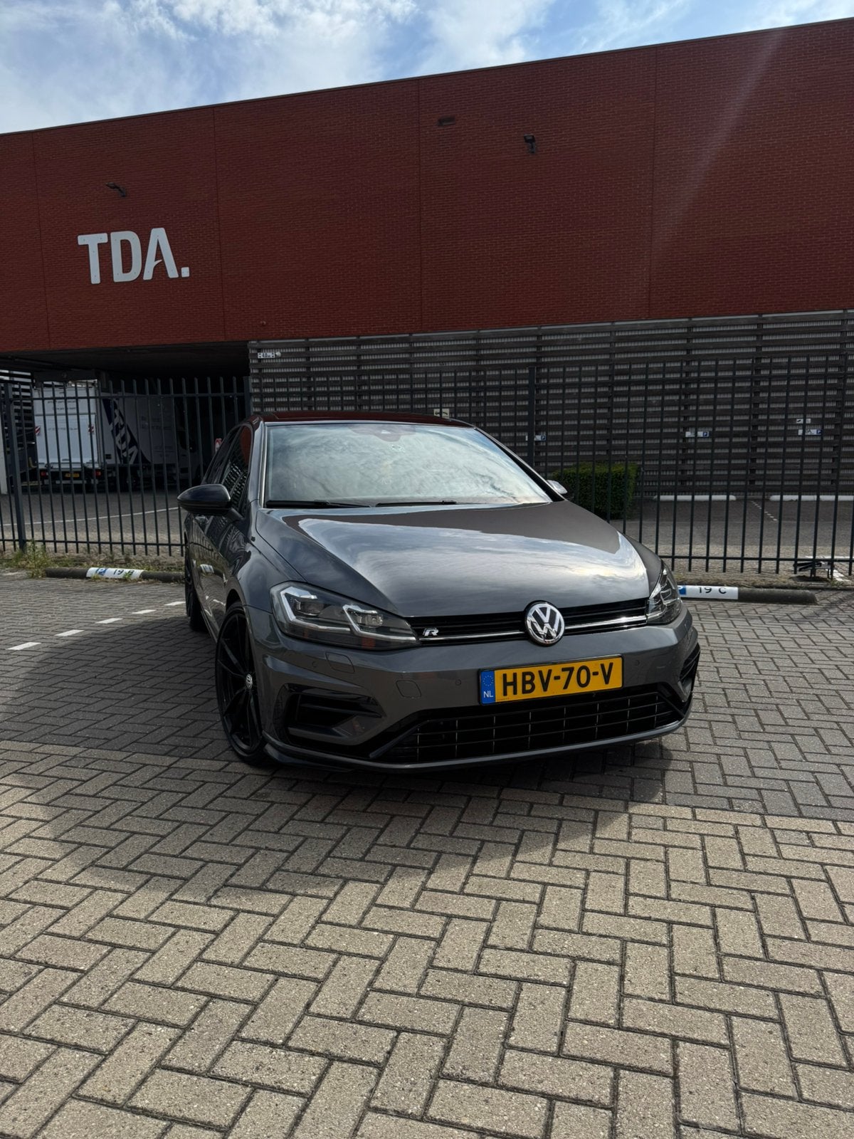 Volkswagen Golf 2.0 TSI 4Motion R 360pk Carbon DSG Pano DCC, Automaat, 4 cilinders, 1984 cc, 14 km/l