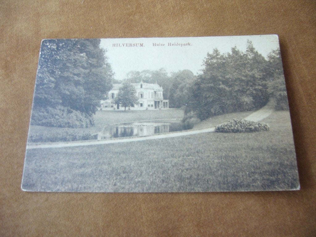 HILVERSUM =  HUIZE HEIDEPARK BRIEFKAART  1910, Ophalen of Verzenden, Voor 1920, Gelopen, Noord-Holland