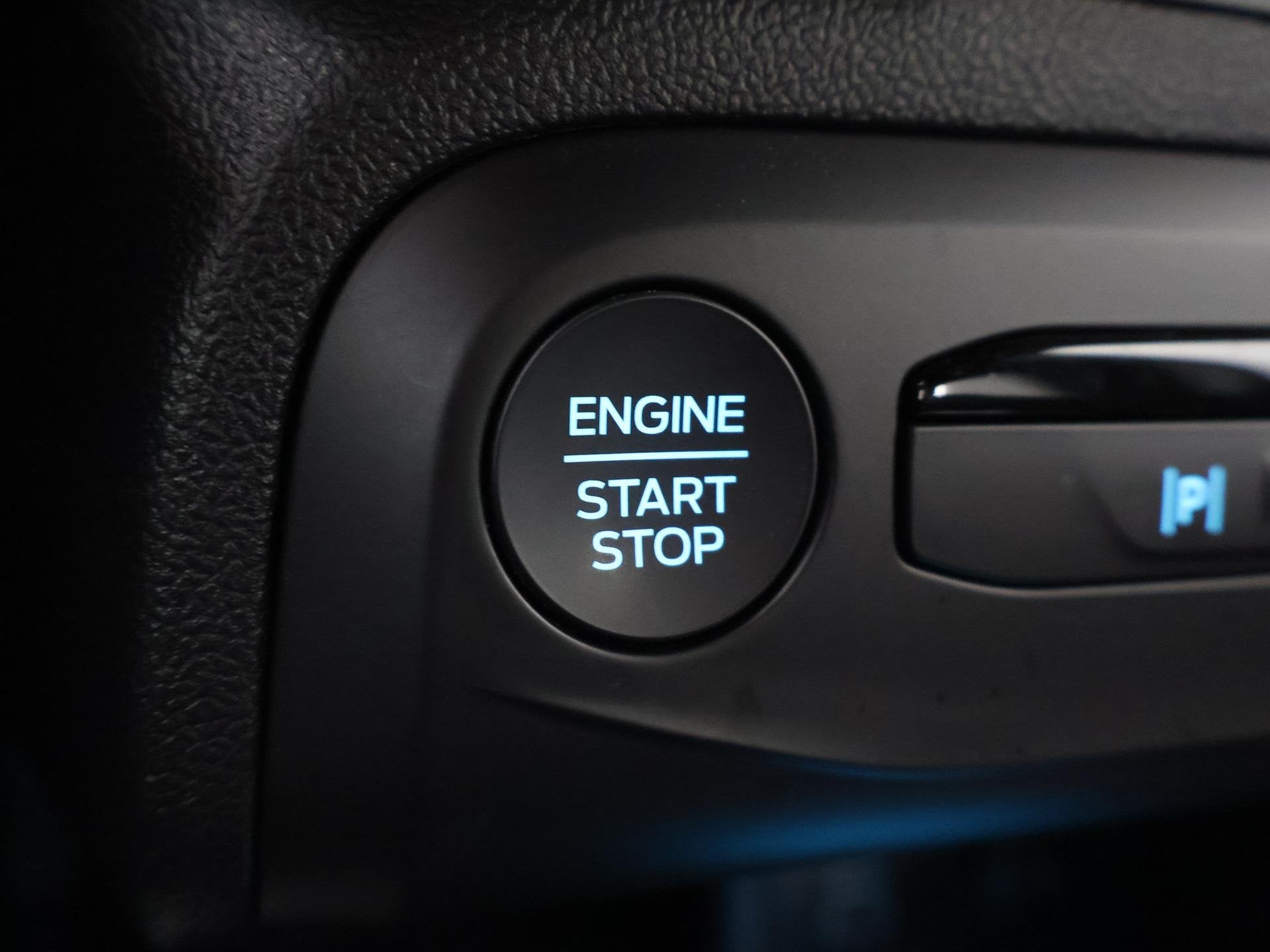Foto 29 van Ford Focus Wagon 1.0 EcoBoost Hybrid ST Line | Trekhaak | Wi