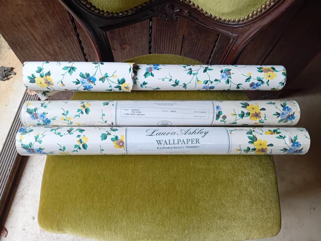 Laura Ashley Bloemenbehang - Vintage Rollen, Huis en Inrichting, Ophalen of Verzenden, 10 tot 25 m², Groen, Vintage, Klassiek, Landelijk, Bloemen