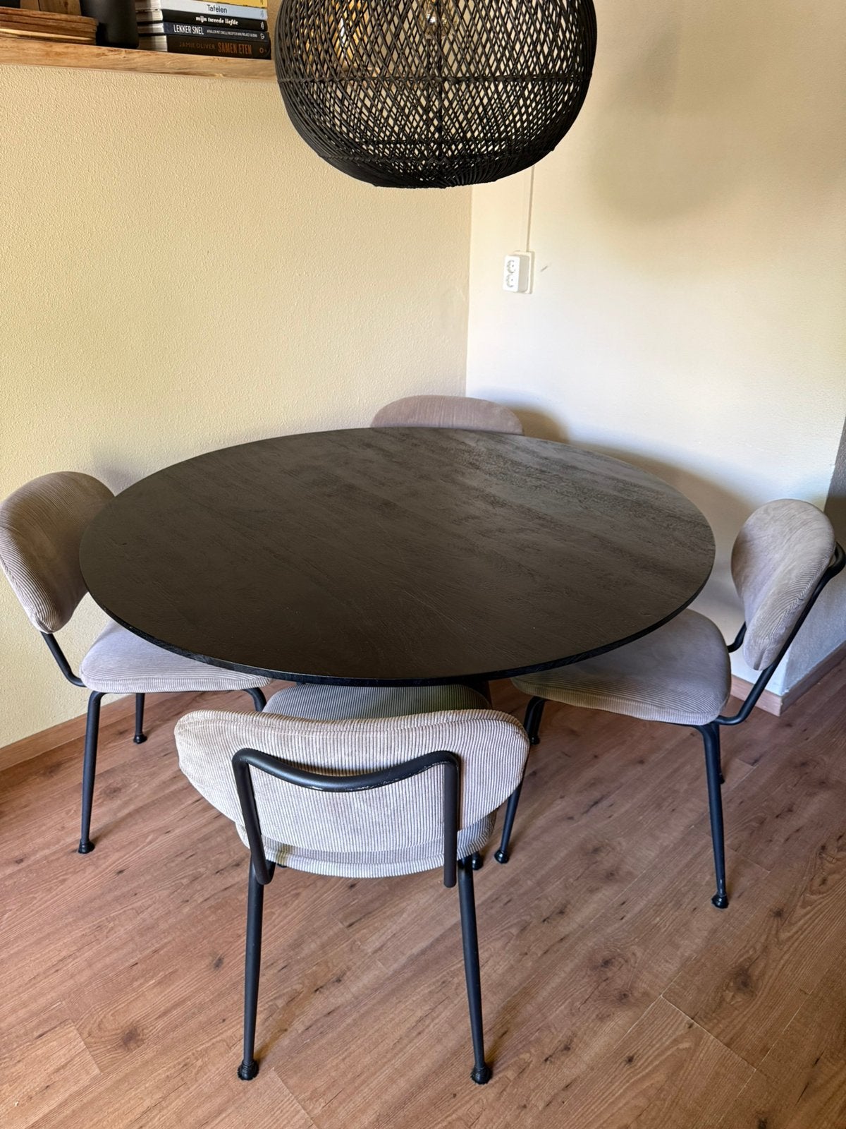 Mango houten eettafel met 4 stoelen (ook los verkrijgbaar), Huis en Inrichting, Tafels | Eettafels, Ophalen, Gebruikt, Rond, 100 tot 150 cm