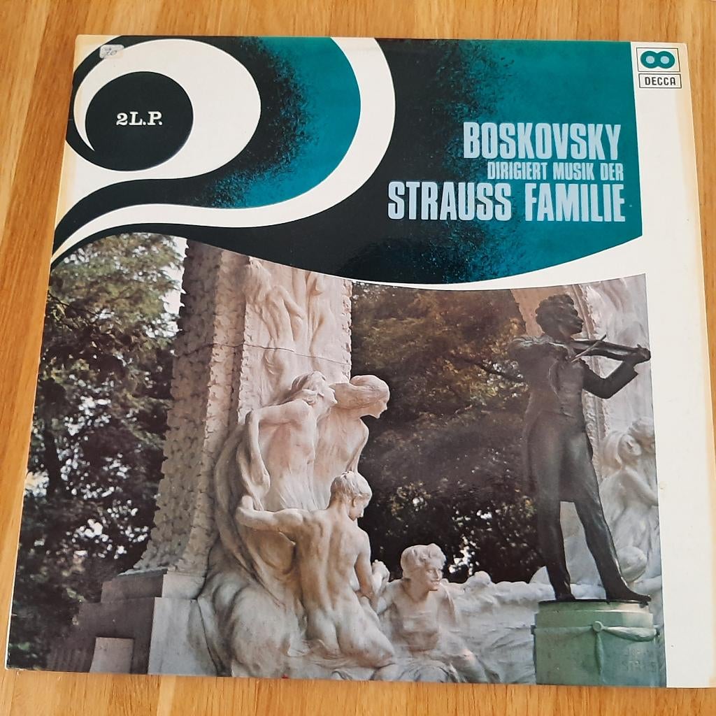 2LP Boskovsky Dirigiert Musik Der Strauss Familie, Cd's en Dvd's, Ophalen of Verzenden, Zo goed als nieuw, Romantiek, 12 inch