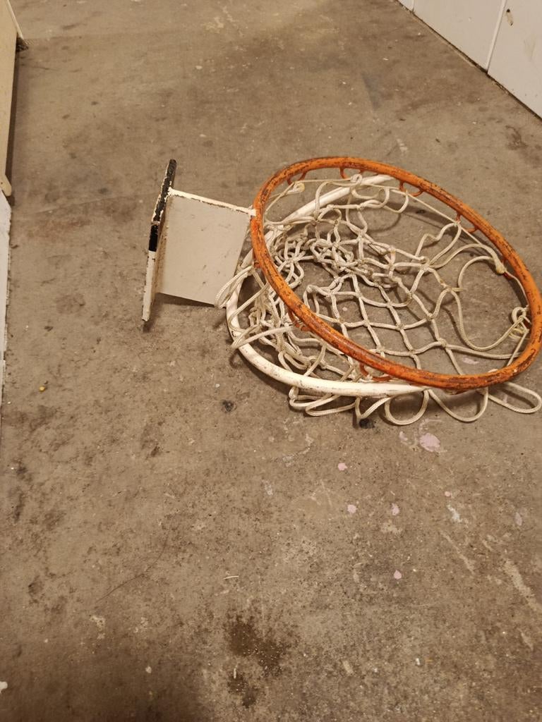 Laatste basketbalnet oude Elsingasingel sporthal Adam Noord, Ophalen of Verzenden, Gebruikt, Ring, Bord of Paal