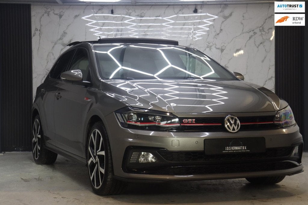 Volkswagen Polo 2.0 TSI GTI Pano ACC, Auto's, Stof, Gebruikt, Euro 6, 4 cilinders