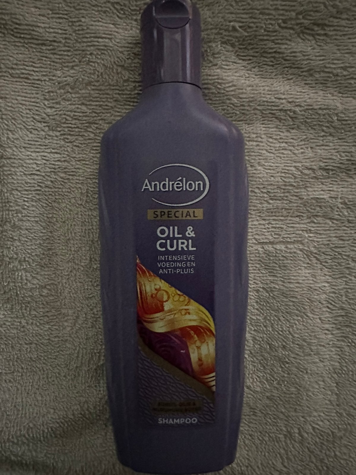 Laatste ‼️ Andrelon Oil & Curl shampoo te koop nieuw ‼️‼️, Ophalen of Verzenden, Nieuw, Shampoo of Conditioner