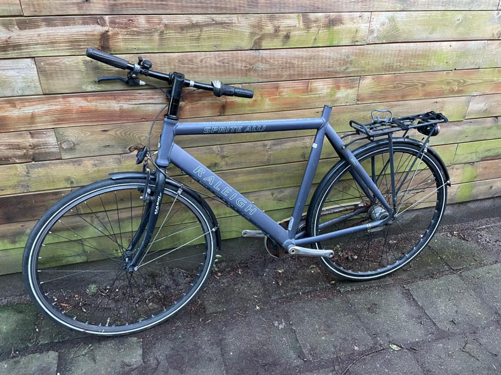 Raleigh fietsframe, frame met stuur zonder wielen, Ophalen of Verzenden, Zo goed als nieuw, Frame