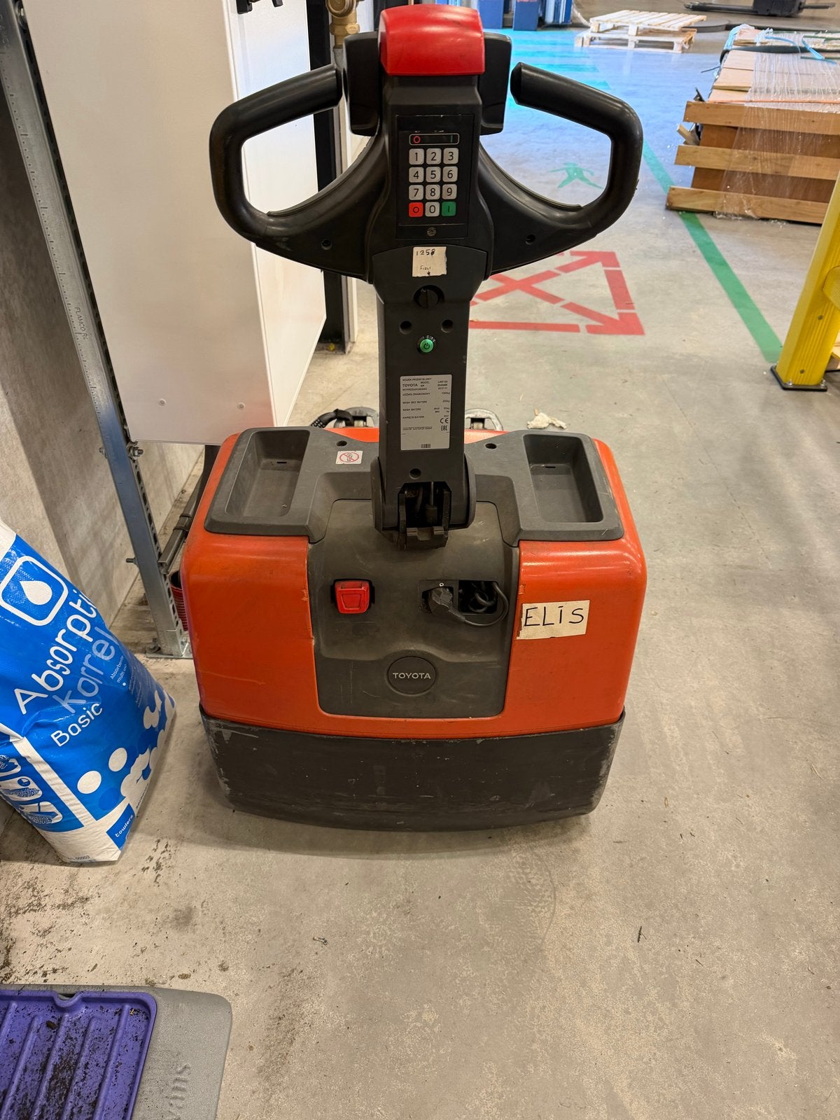 Toyota BT Palletwagen - Elektrisch Pompwagen, Zakelijke goederen, Machines en Bouw | Heftrucks en Intern transport, 1000 tot 2000 kg