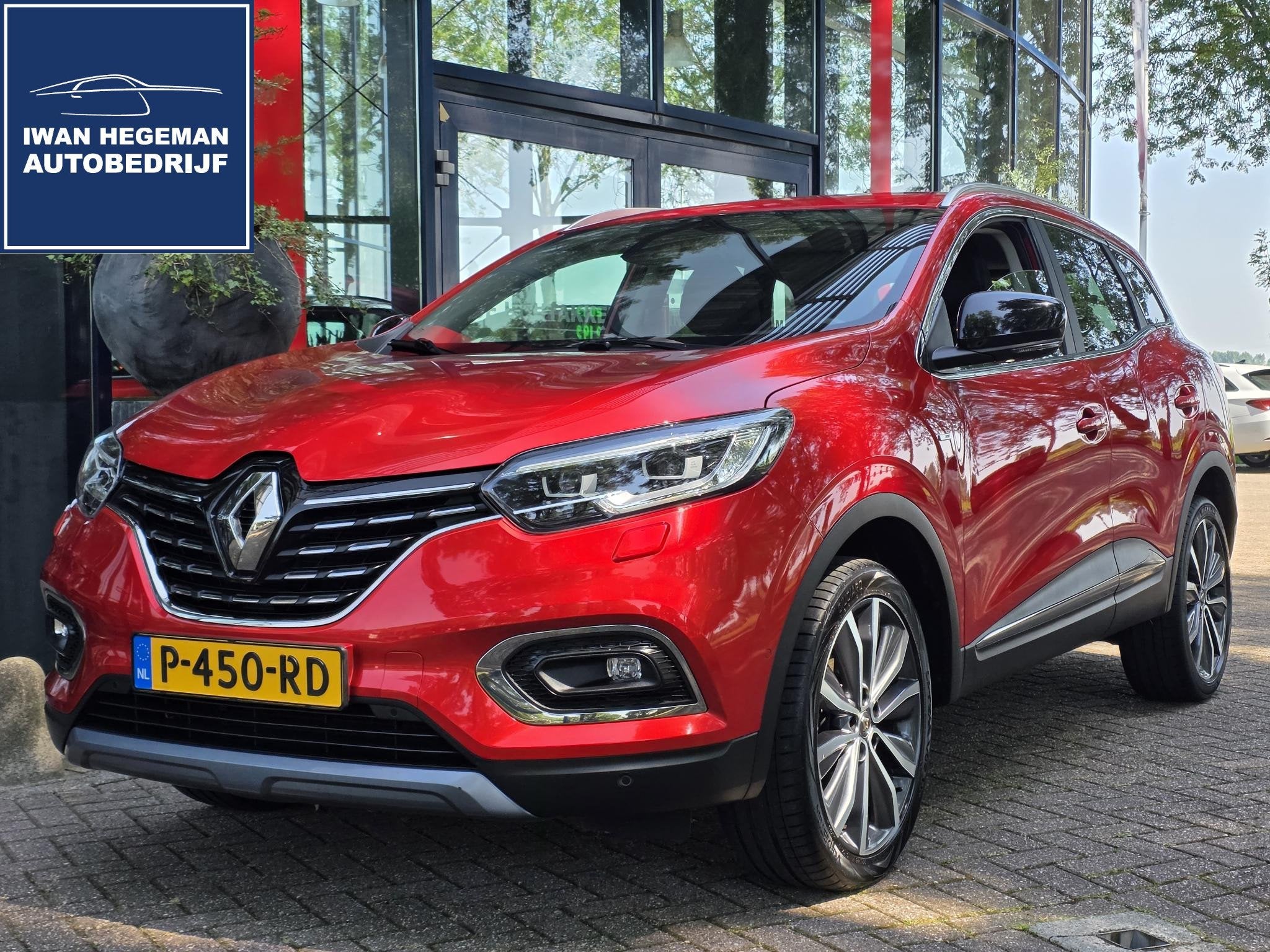Renault Kadjar 1.3 TCe Black Edition | Bose | Trekhaak | Nav, Auto's, Stof, Gebruikt, Euro 6, 4 cilinders