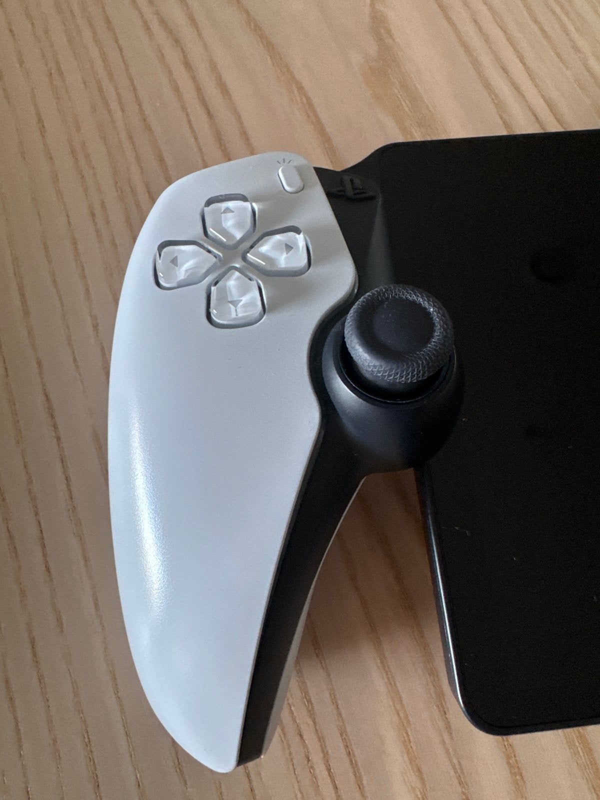 Foto 6 van Sony PlayStation Portal Remote Player met case