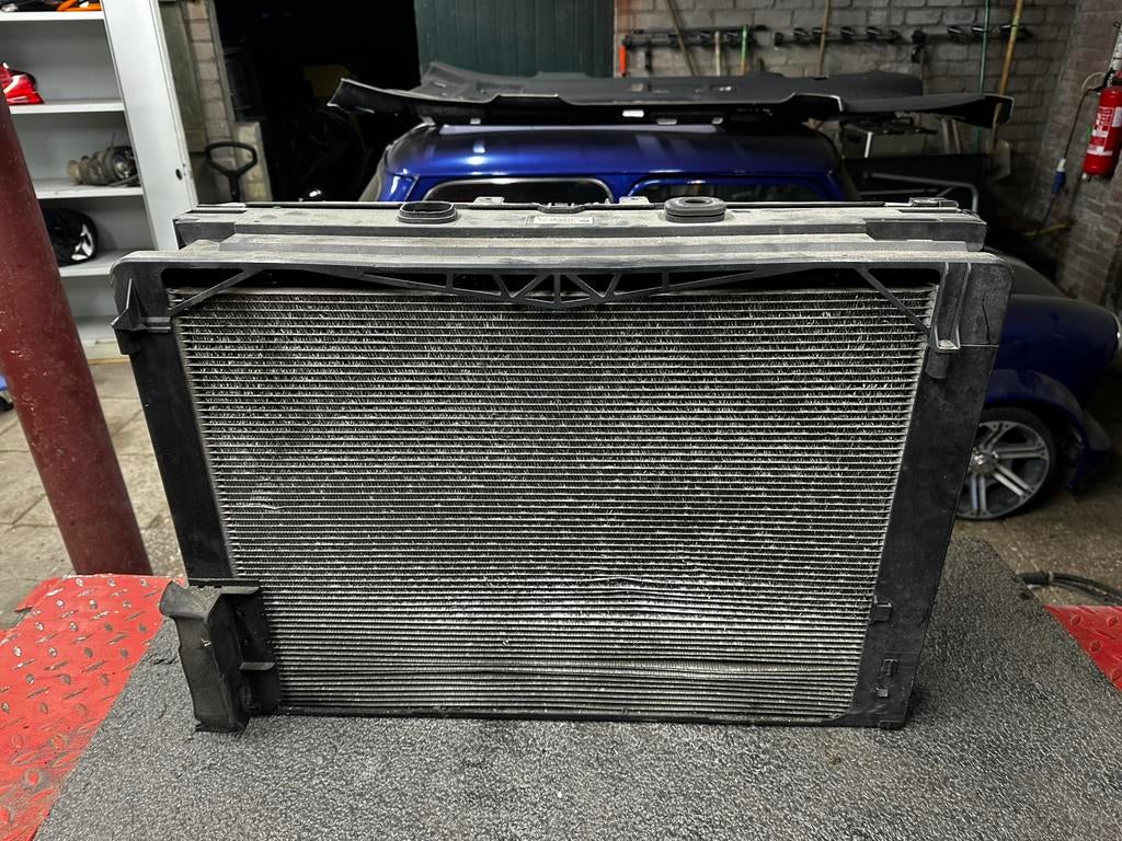 koelerpakket compleet bmw 5 serie f10/f11 520d, Ophalen of Verzenden, Gebruikt, BMW