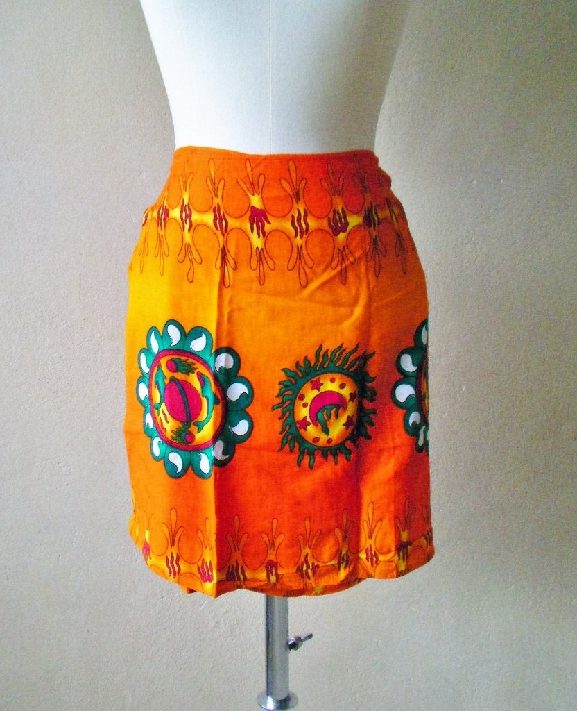 NIEUW, FASHION, kort oranje overslagrokje, one size, Maat 38/40 (M), Fashion, Nieuw, Oranje