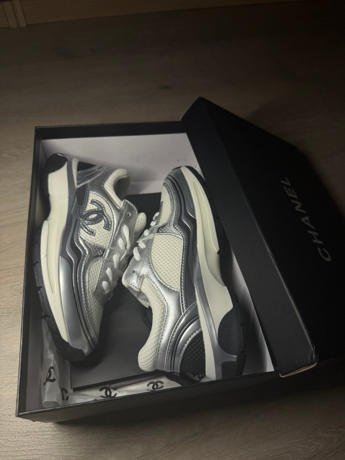 Chanel Sneakers - Zo goed als nieuw maat 39, Ophalen of Verzenden, Zo goed als nieuw, Wit, Sneakers of Gympen