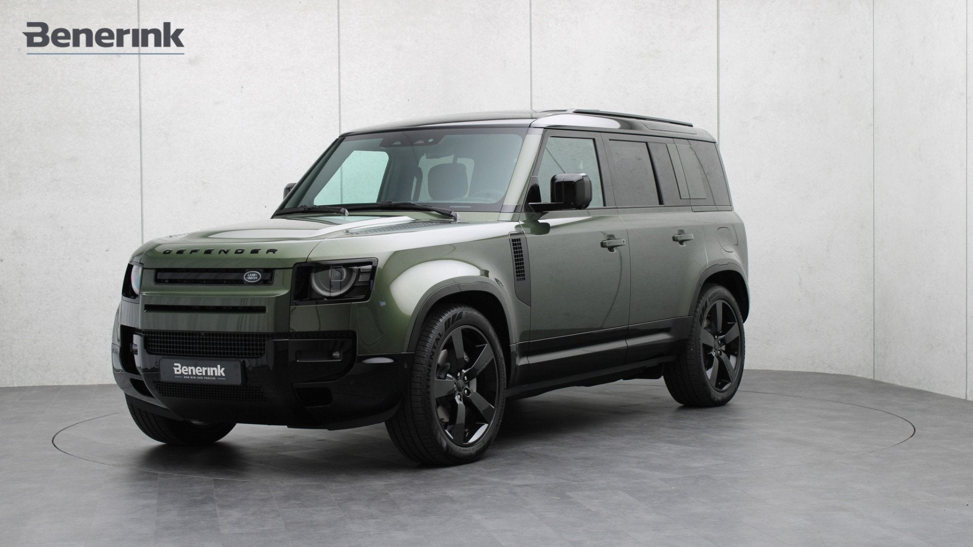 Land Rover Defender 110 P300e 110 X-Dynamic HSE | Stoelventi, 12 maanden, Gebruikt, Zwart, 4 cilinders