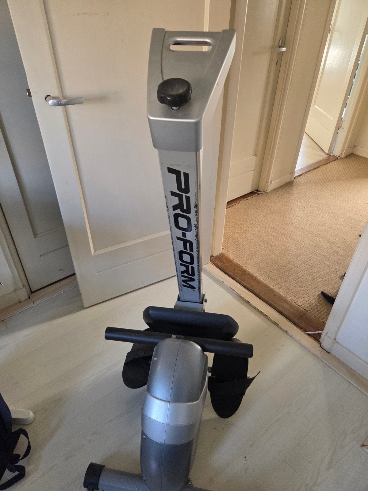 Pro-Form Roeitrainer - opklapbaar, Ophalen, Gebruikt, Benen, Metaal