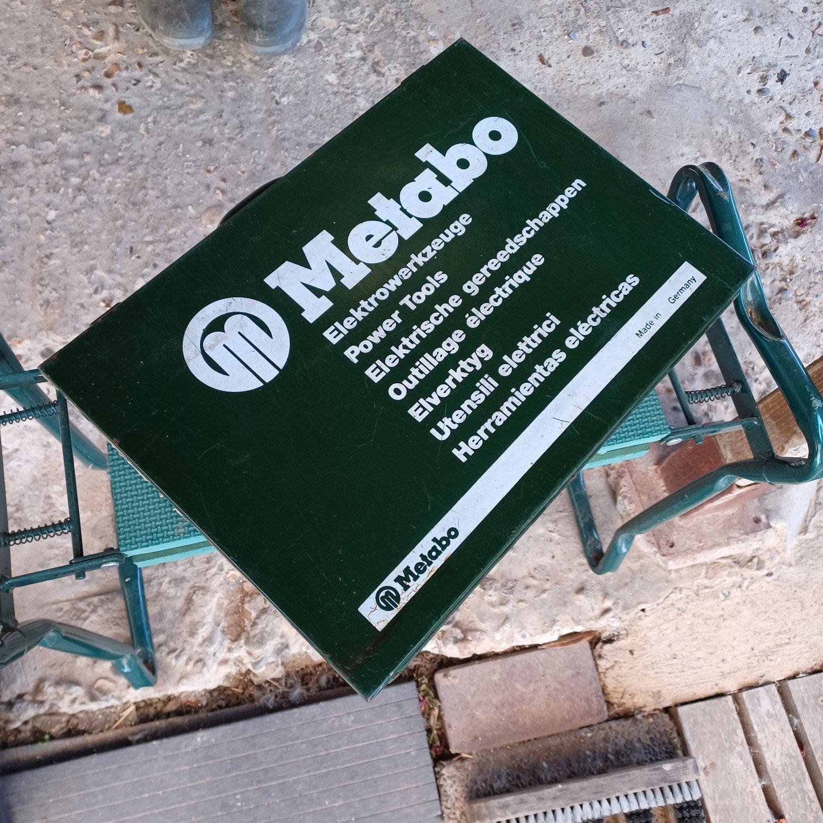 Metabo metalen opbergkoffer ( LEEG ), Gebruikt, Decoupeerzaag, Ophalen of Verzenden, 30 tot 70 mm