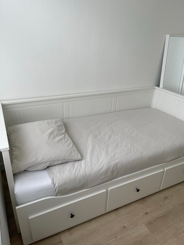 IKEA HEMNES Bedbank met 3 lades, wit, 80x200 cm, Huis en Inrichting, Slaapkamer | Bedden, Ophalen, Verstelbaar, Eenpersoons, Wit