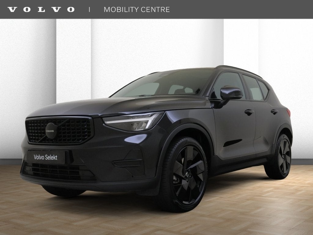 Volvo XC40 B3 Plus Black Edition | Panoramadak | Harman/Kard, Auto's, Gebruikt, 4 cilinders, Bedrijf, 1600 kg