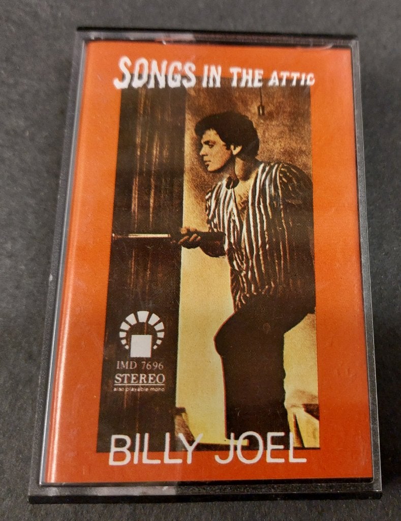Billy Joel CASSETTE Saoedi Arabie Songs in the attic, Gebruikt, 1 bandje, Billy Joel, Ophalen of Verzenden