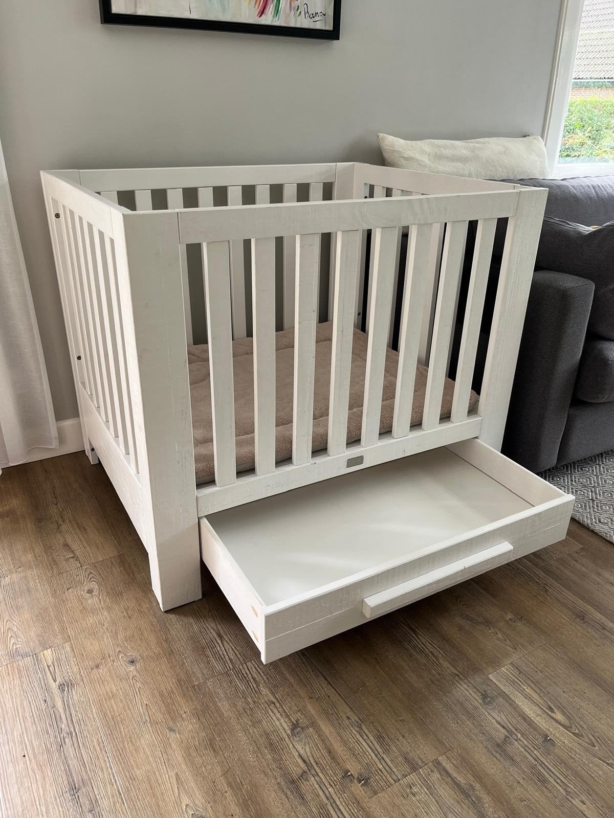Box coming kids wit met grote lade., Kinderen en Baby's, Boxen, Ophalen of Verzenden, Zo goed als nieuw, Lade