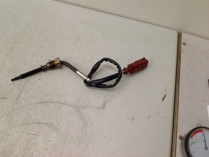Uitlaat Temperatuur Sensor Audi A4 (B9) 2016 4m0906088aa, Auto-onderdelen, Gebruikt, Auto-Union-Straße  1, Ingolstadt 85057, , Duitsland