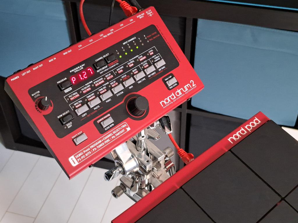 Nord Drum 2 + Nord Pad + standaard, Overige merken, Zo goed als nieuw, Met midi-aansluiting, Overige aantallen