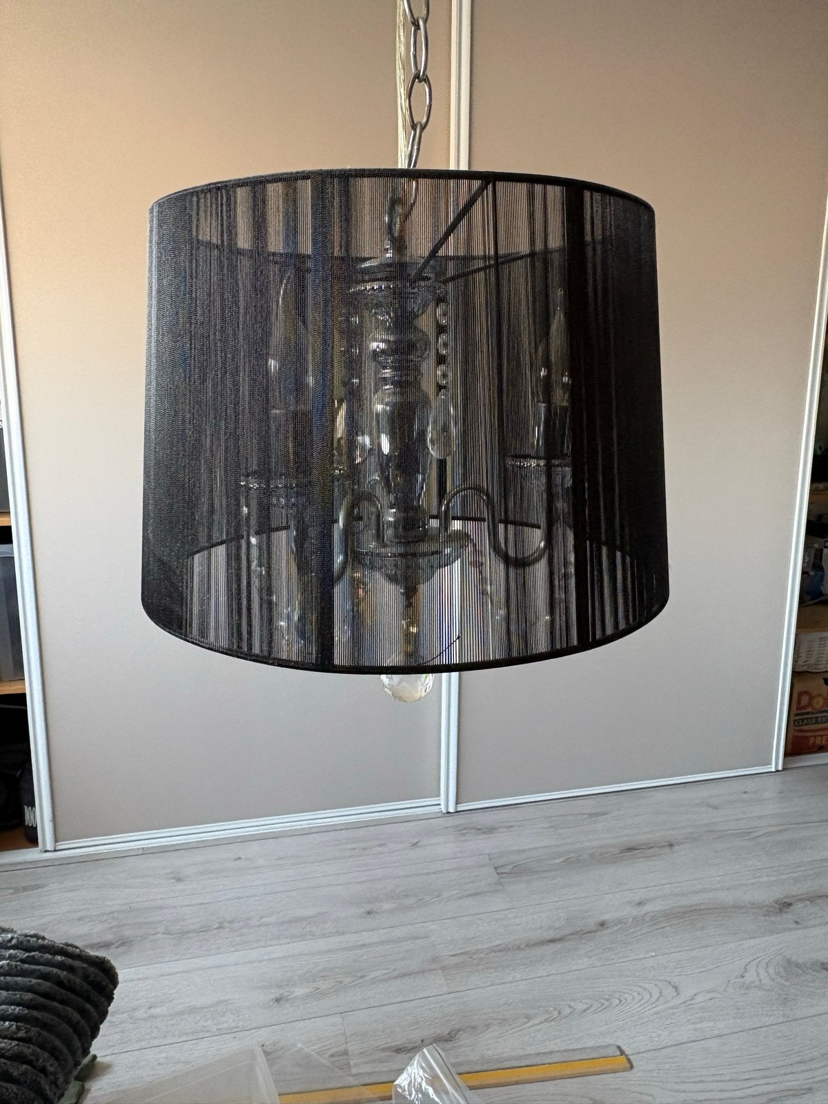 Elegante Zwarte Kroonluchter met Kristallen en Kap, Ophalen, Gebruikt, Metaal, E14 (klein)