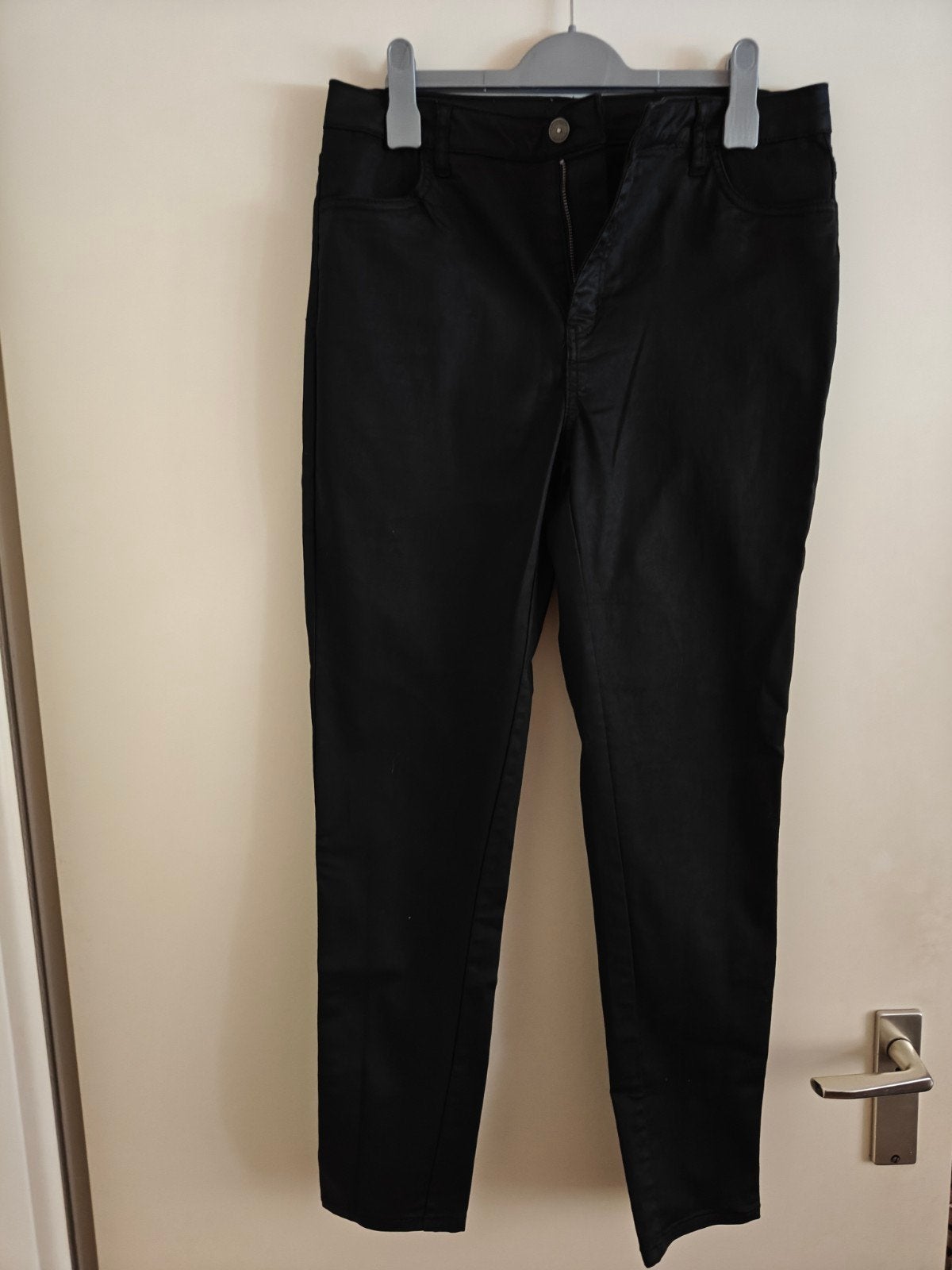 Zwarte pantalon maat 40, Kleding | Dames, Maat 38/40 (M), Zwart, Ophalen of Verzenden, Zo goed als nieuw