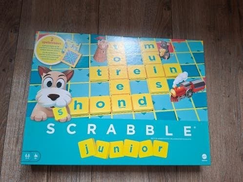 Scrabble junior, Vijf spelers of meer, Ophalen, Nieuw, Mattel