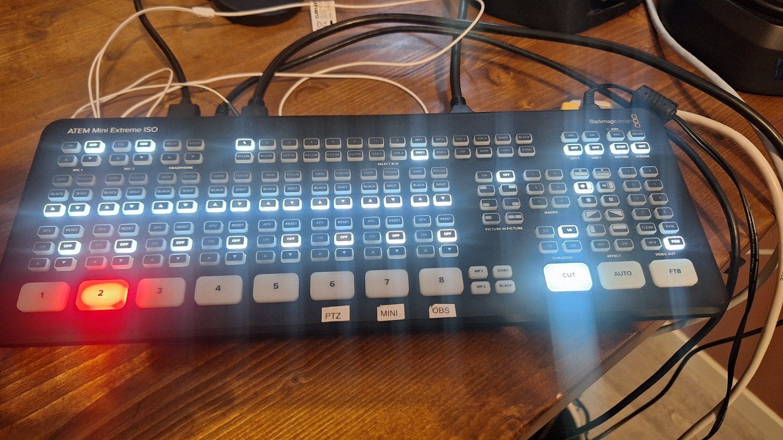 Blackmagic Design ATEM Mini Extreme ISO Video Switcher, Audio, Tv en Foto, Professionele Audio-, Tv- en Video-apparatuur, Ophalen of Verzenden