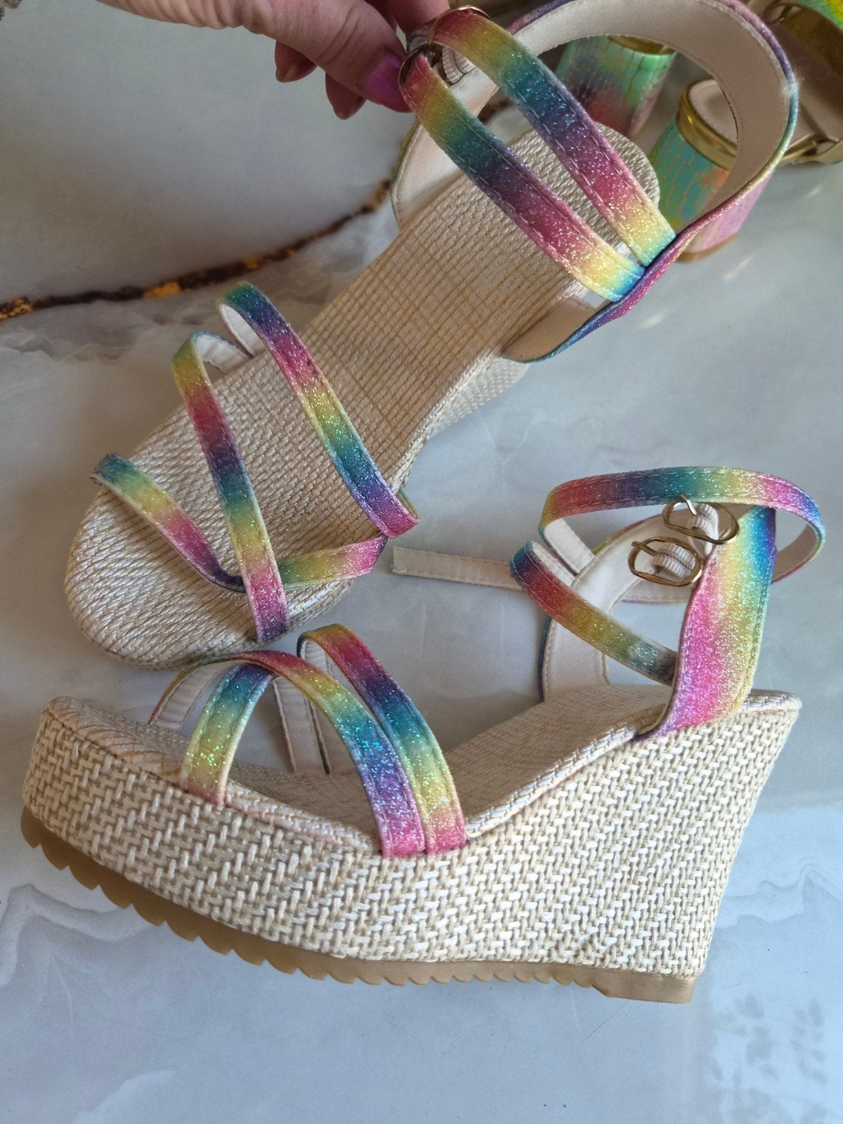 Leuke Rainbow Glitter Sleehak Sandalen Maat 39 (valt als 38), Ophalen of Verzenden