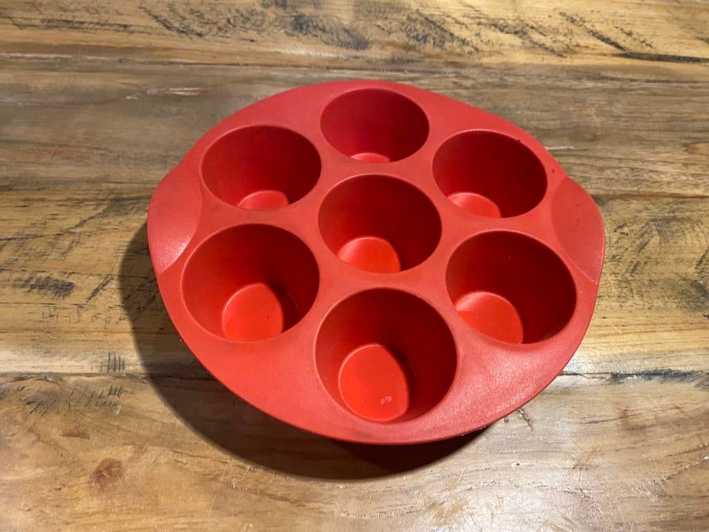 Tupperware muffins bakvorm, Huis en Inrichting, Keuken | Tupperware, Ophalen of Verzenden, Rood, Overige typen